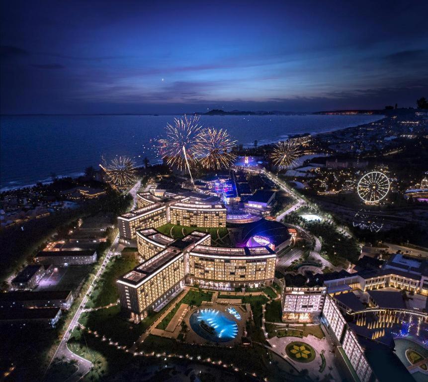 Vinoasis Phu Quoc Hotel Bien Hoa Eksteriør billede