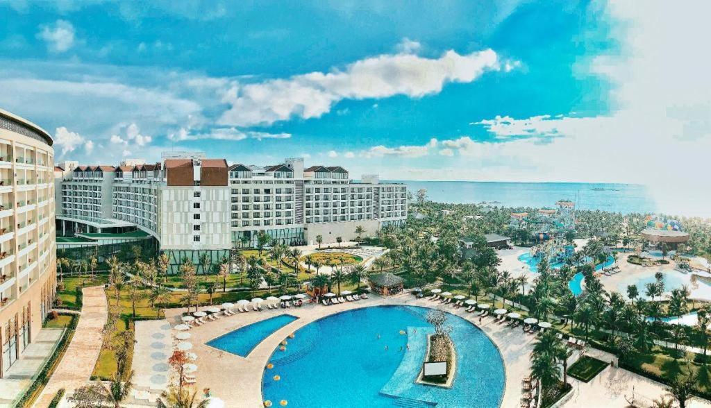 Vinoasis Phu Quoc Hotel Bien Hoa Eksteriør billede